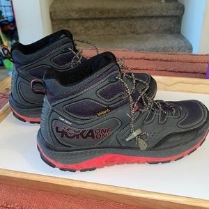 Hoka One One Tor Tech Mid Womens Hiking Boot 10.5
